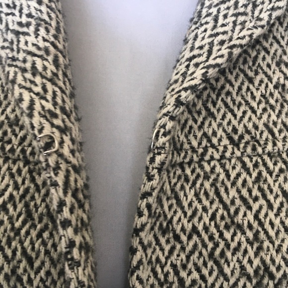 Layfayette 148 Perfect Tweed Swing Blazer π· - Picture 3 of 8